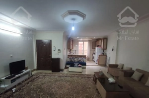 ۷۰ متر / ۲ خواب / میدان ۱۵