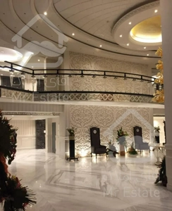 آجودانیه 135 متر 3 خوابه 10 سال ساخت