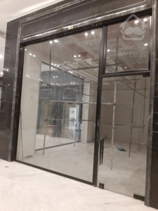 فروش شرایطی مغازه 20 متری در پاساژ رونیکا کنار مترو حسین آباد