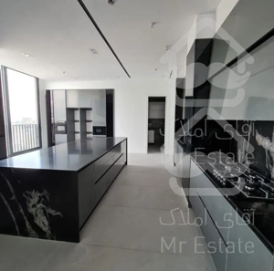 210 متری در دروس کلید نخورده