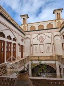 فروش 495 مترخانه ای ارزشمند در کاشان عروس خانه های تاریخی