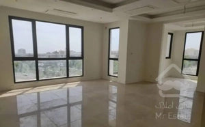۱۳۵متر ۳خواب، گلزار، برج باغ، ۲پارکینگ