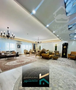 فروش آپارتمان 180متری لوکس برخیابان در نیاوران نصر