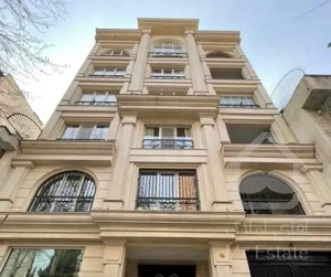 ۲۱۰ متر ۱۲ فاز ۲ ،شمالی رو به نما ،۲ پارکینگ ،لابی