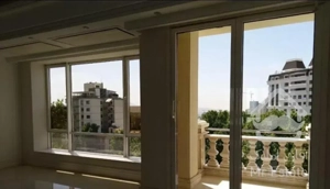 آپارتمان ۱۸۰متری سه خواب