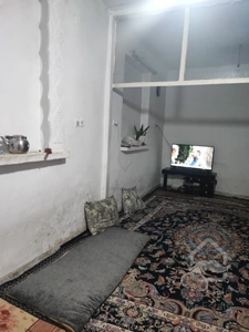 خانه نیم قواره ، دوطبقه