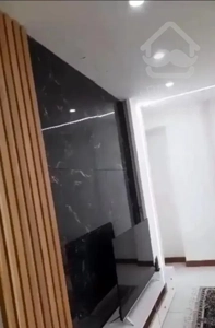 آپارتمان پلاک یک با نگهبانی