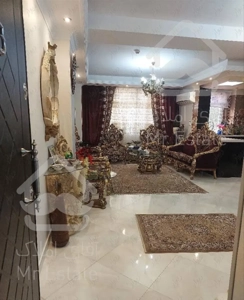 آپارتمان ٨١متری دونبش خوش نقشه