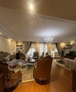 ۱۳۵متر هروی سه خواب/فوق العاده خوش نقشه/نوسازی شده