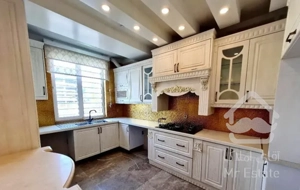 اراج،گلزار/۱۴۵ متری ۳ خوابه/ ۲ پارکینگ با تراس