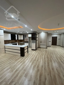 اجاره آپارتمان در برج با دو پارکینگ سندی