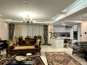 فروش اپارتمان 165 متری ولنجک