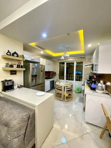 فروش واحد ۸۰ متر ۲خواب زیر قیمت روبه افتاب