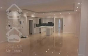 135متر/کردستان/آزادگان/نوساز/3خواب