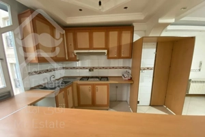 آپارتمان ٧٨ متر ٢ خواب / بازسازی شده/عدل جنوبی