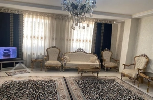 اپارتمان طبقه سوم