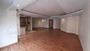 ۱۰۰ متری آلاله شرقی