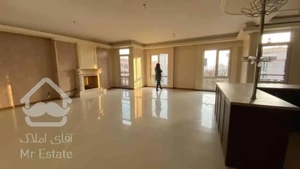 180 متر فرمانیه فول امکانات