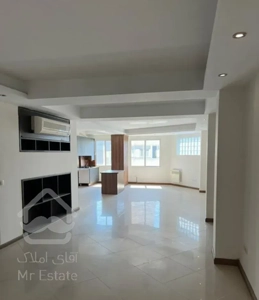 آپارتمان خوش نقشه و نورگیر، دلباز