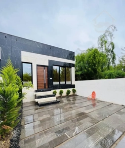 ویلانقلی 140متری/شهرک 45واحدی