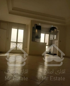 ۶۲متر ۱خواب/ سالن مربع خوش نقشه/نقاشی شده تمیز