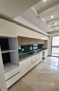 با ۲ تومن واحد ۹۰متری بخر