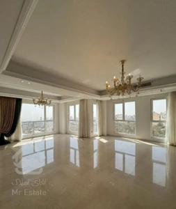 تجریش ۱۸۵ متر ۳ خ/۲ پارکینگ / تراس بزرگ