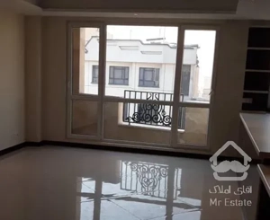 آپارتمان ۱۲۶ متر دیباجی جنوبی