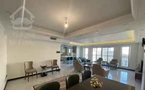 ۱۵۰ متر ، ۳ خواب ، تراورتن ، نور از ۳ طرف