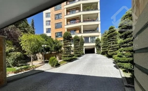 آپارتمان ۱۷۵ متری/کامرانیه شمالی/ساختمانی با اصالت