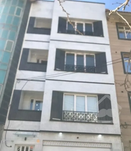 فروش آپارتمان ۱۳۰ متری ۳ خوابه