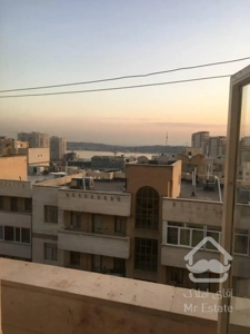 85 متری دریاچه چیتگر