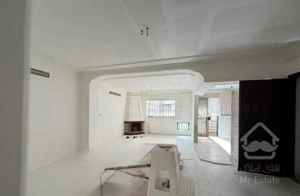 فروش واحد ۹۴متری طبقه اول در خ ساری