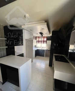 سعادت آباد بام تهران ۱۵۷ متر