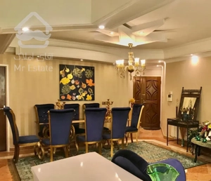 آپارتمان ۱۳۰متری سه خوابه  روبه آفتاب سعادت آباد