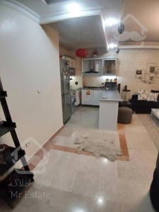 82متر 2خواب/نورگیر  بدون مشرف/فول امکانات  کوی فردوس