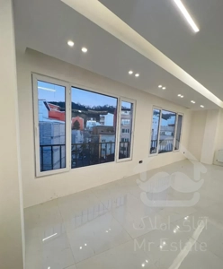 آپارتمان ۱۴۲متری/خیابان نیما/تک واحدی طبقه اخر