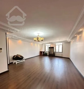 فروش آپارتمان ۹۰ متری ۲ خوابه در صادقیه