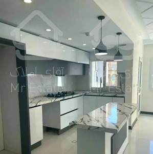 ۷۵متری/۲خواب/فول امکانات/بازسازی شده رو به آفتاب