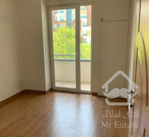 ازگل ۱۳۰ متر ۳ خواب