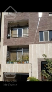 فروش آپارتمان ۱۲۲ متری ۲خواب سند تک برگ واحد جنوبی با نورگیری عالی