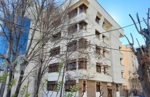 ونک خ عطار بعد از میدان عطار نبش بوستان و عطار