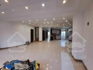 آپارتمان اکازیون135 متر-3خواب -3طبقه- ولی آباد