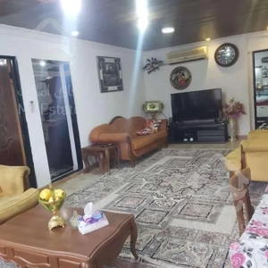 ویلا 130 متر_3 خواب_ خیابان جمهوری_ مناسب سرمایه گذاری