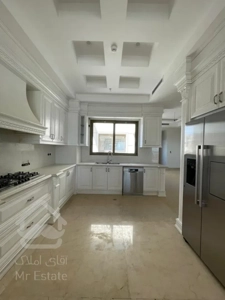 فروش اپارتمان 230 متری زعفرانیه