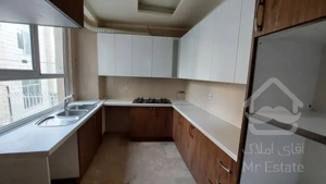 اجاره 121 متری فرخی یزدی