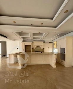 فروش آپارتمان ۲۵۰ ویوشمال جنوب / مرجان