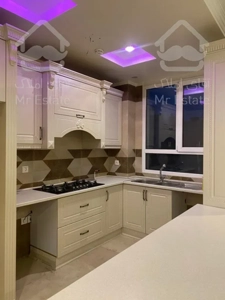 پاسداران 140 متر فول مشاعات