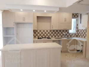 100 متر فرعی دنج و مشجر اختیاریه