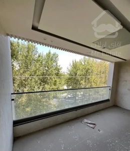 مشتاق اول/۳خواب/ برمادی نیاصرم